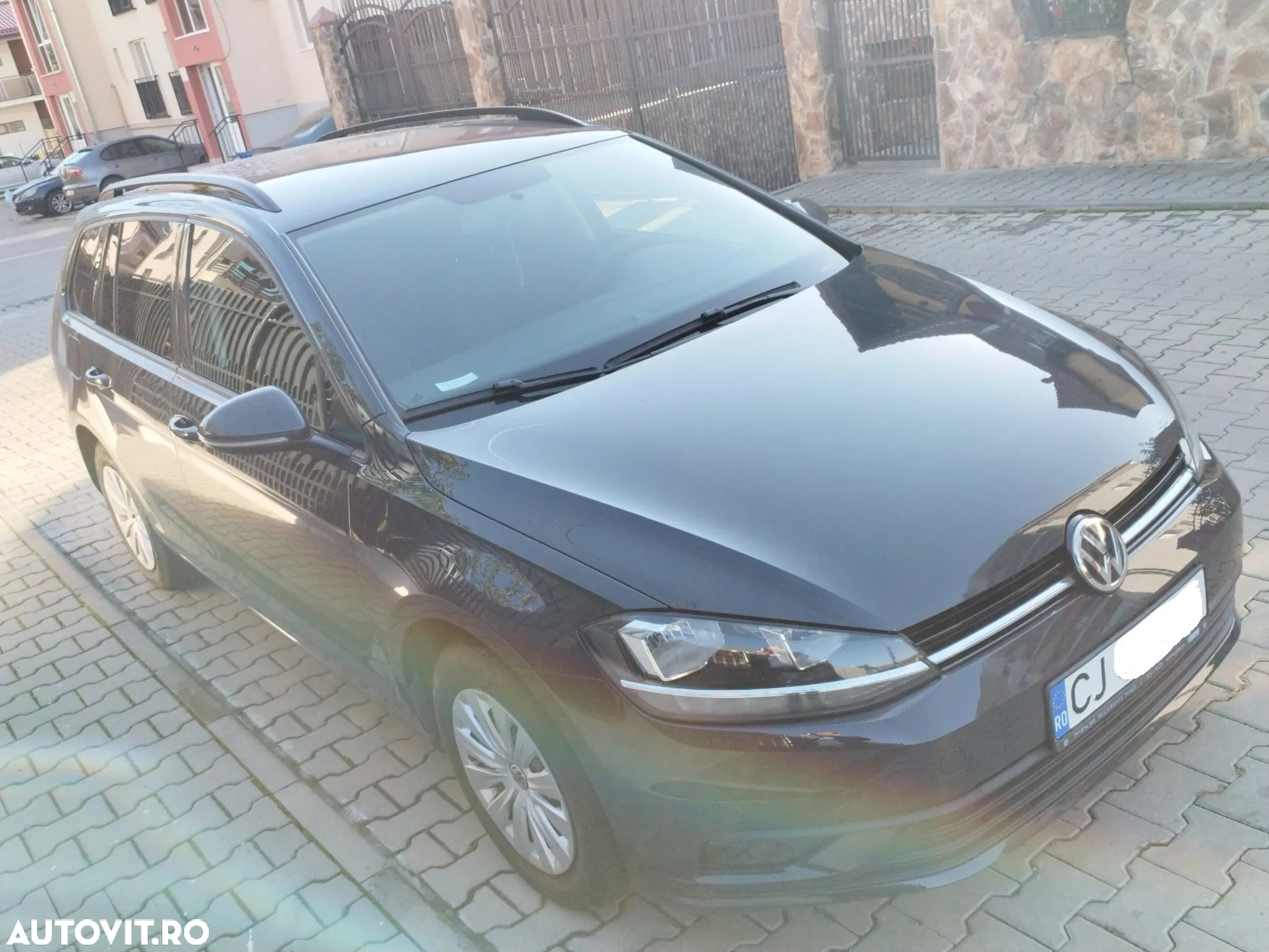 Volkswagen Golf 1.0 TSI Trendline - 3
