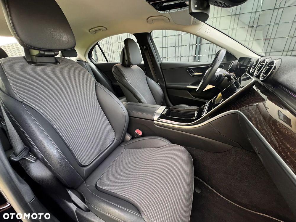 Mercedes-Benz Klasa C 220 d 9G-TRONIC Avantgarde - 18