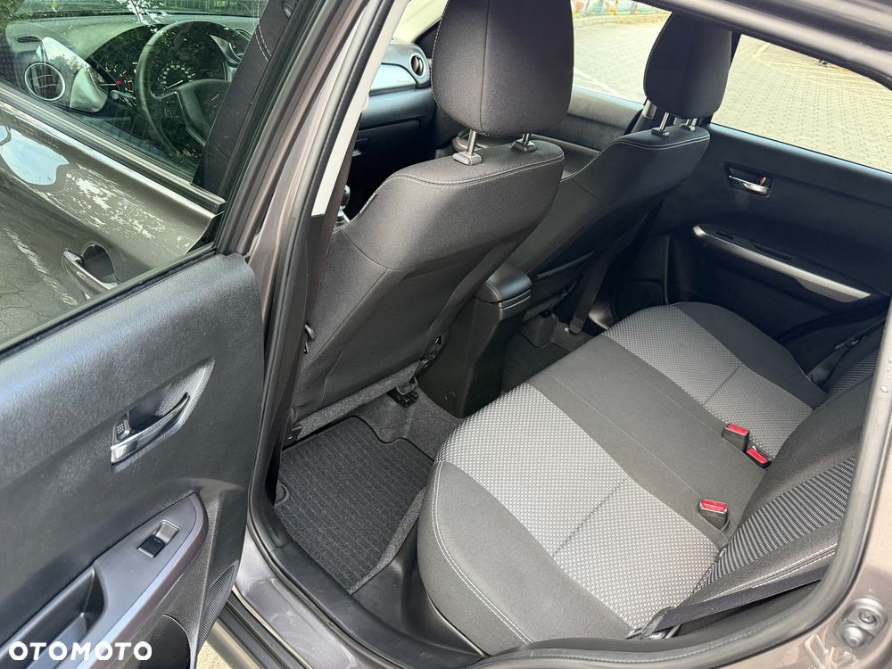 Suzuki Vitara 1.4 Boosterjet mHEV Elegance Sun 4WD - 13