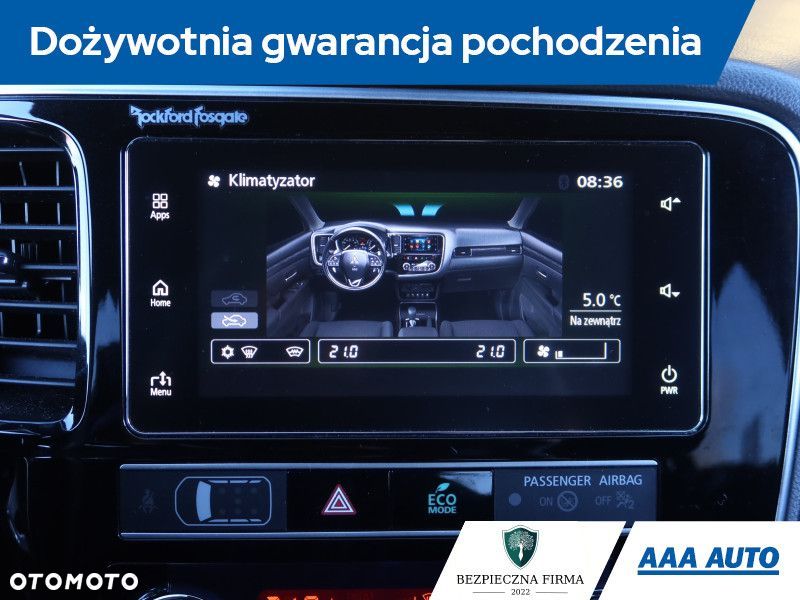 Mitsubishi Outlander - 22