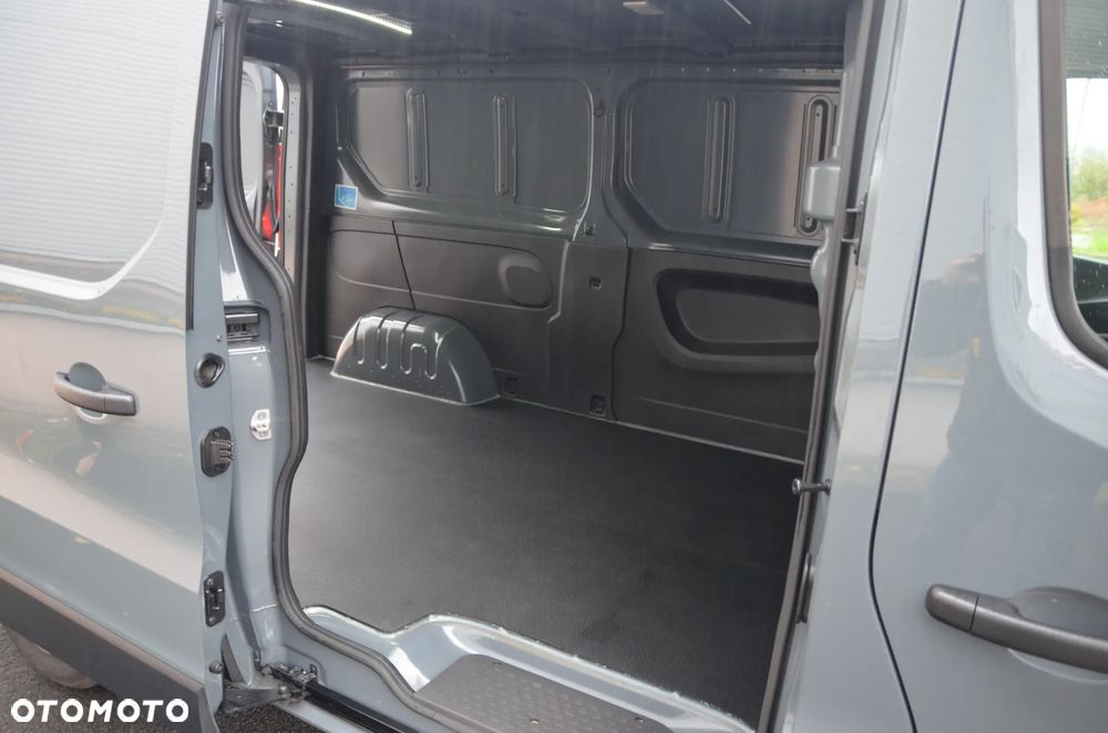 Renault Trafic - 9