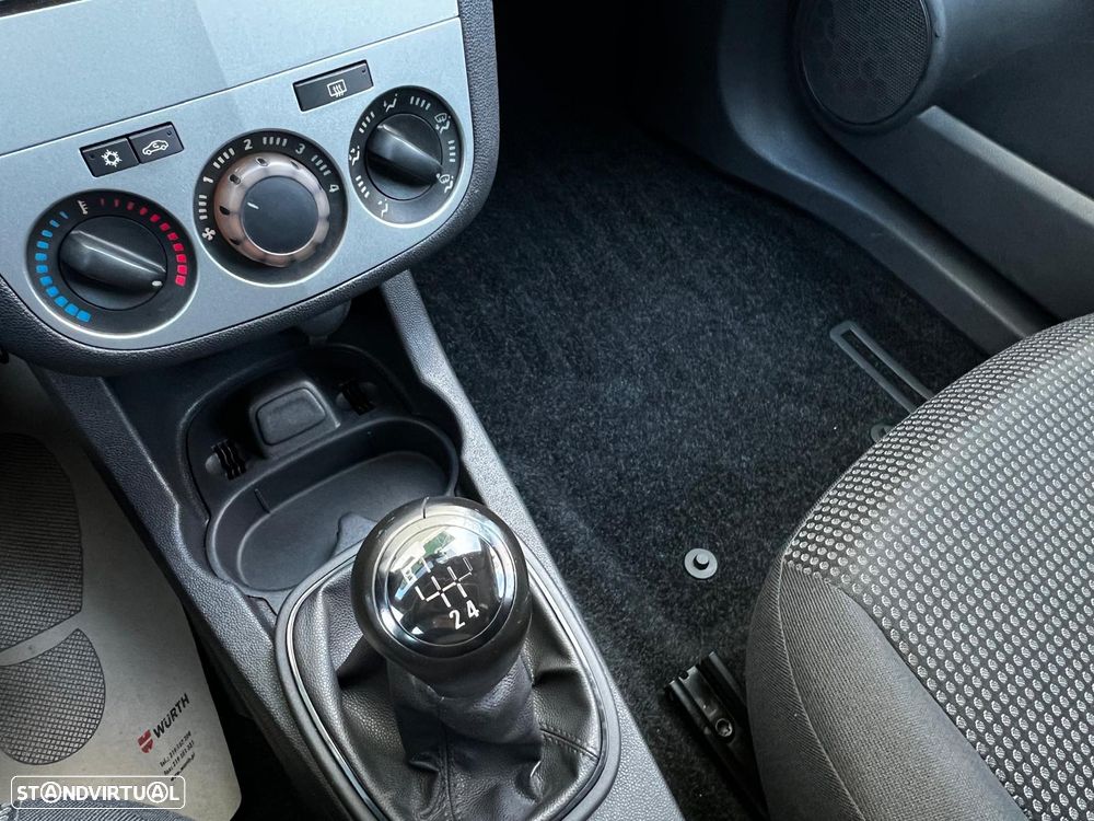 Opel Corsa 1.3 CDTI Van - 30