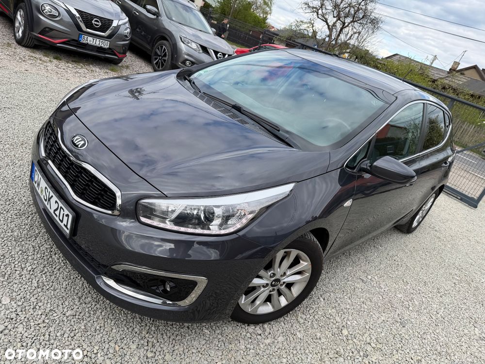 Kia Ceed 1.6 CRDi 136 ISG Dream-Team Edition - 21