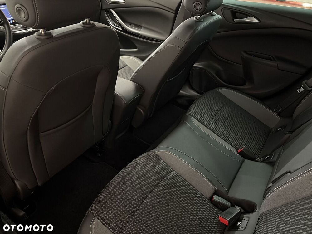Opel Astra - 12