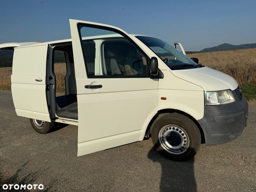 Volkswagen Transporter T5 TDI L1H1 - 6