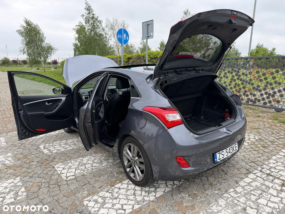 Hyundai i30 1.6 CRDi Premium DCT - 18