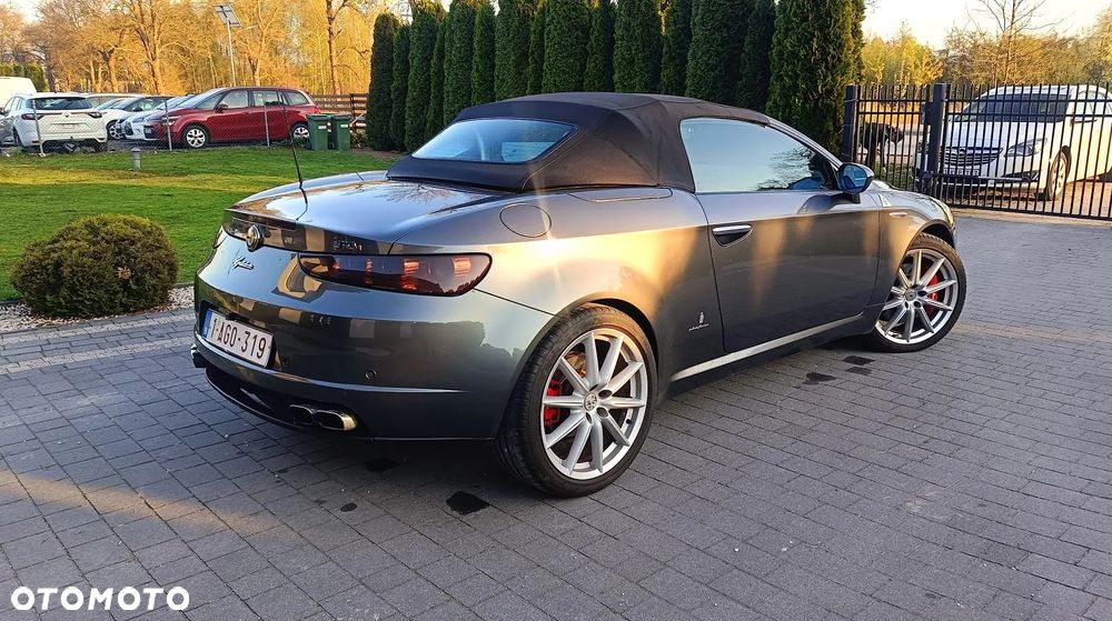 Alfa Romeo Spider - 11