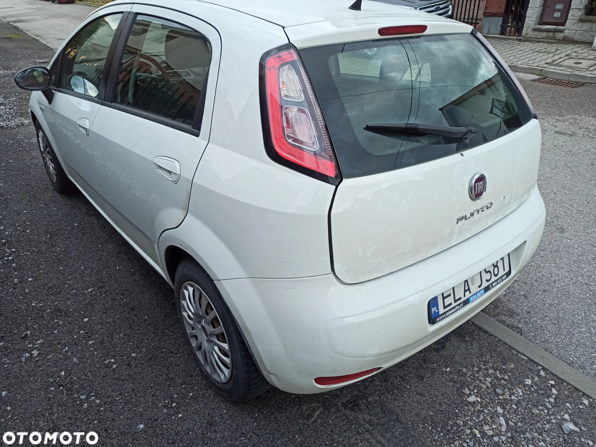 Fiat Punto 1.4 Easy S&S - 4