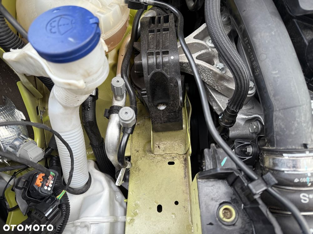 Peugeot 208 PureTech 100 Style - 38