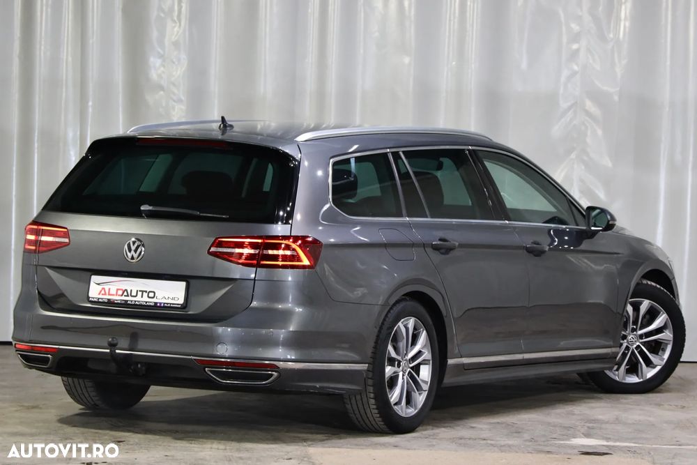 Volkswagen Passat 1.6 TDI SCR DSG Comfortline - 2