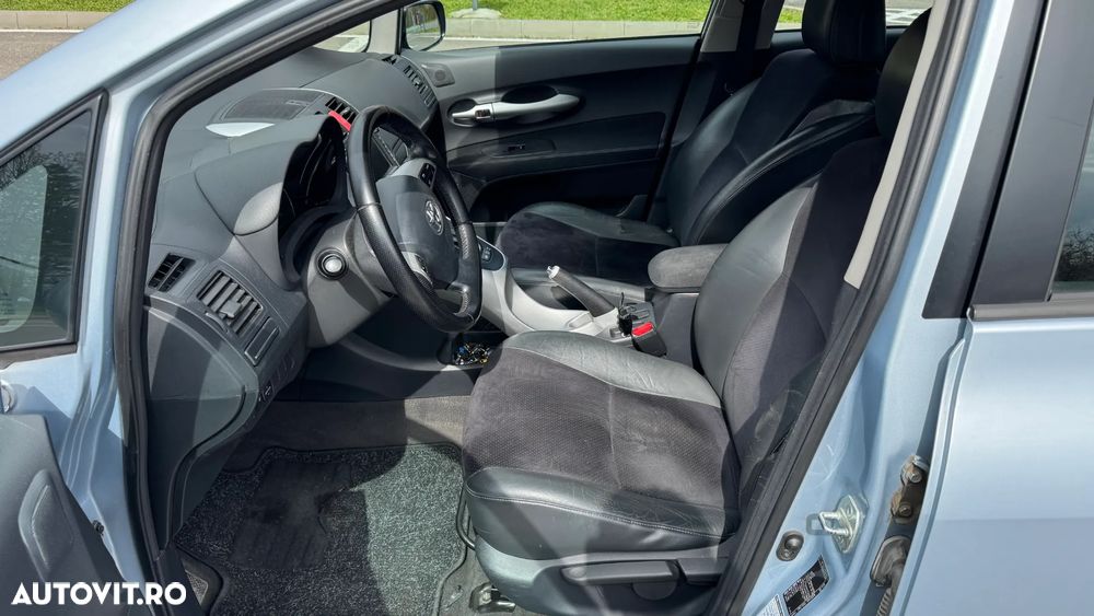 Toyota Auris - 9