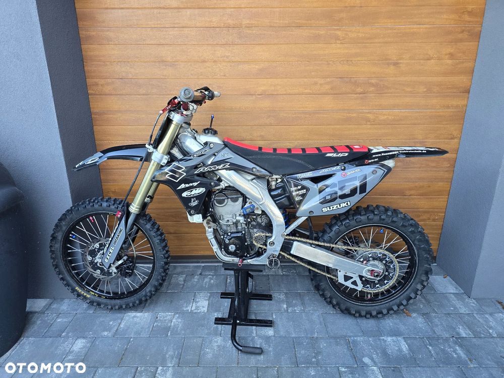 Suzuki RM-Z - 2