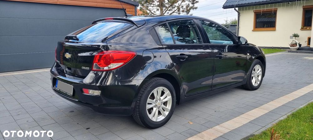 Chevrolet Cruze - 9