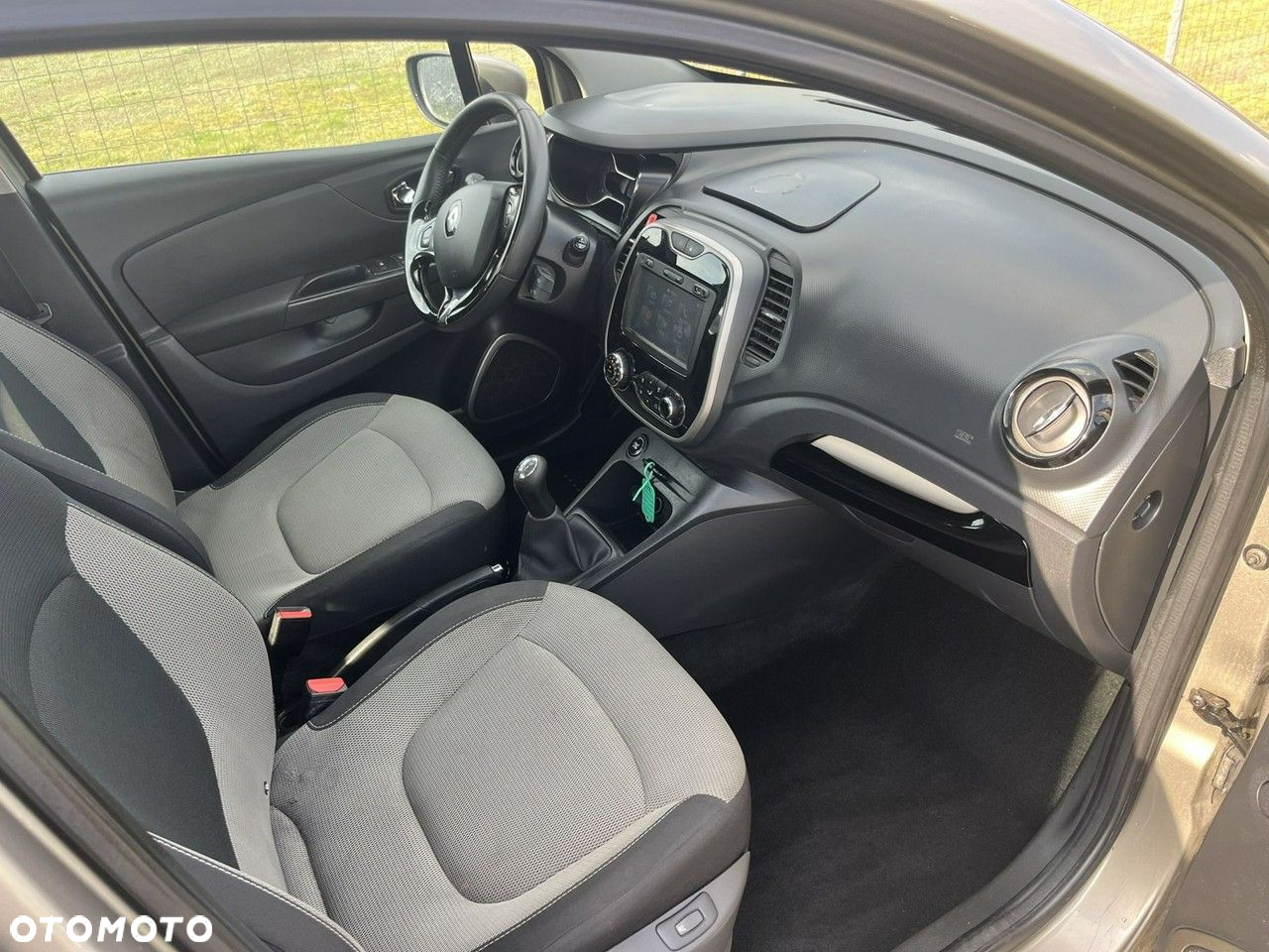 Renault Captur - 10