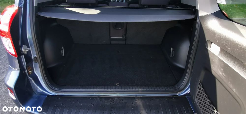 Toyota RAV4 2.0 VVT-i Sol 4x2 - 22