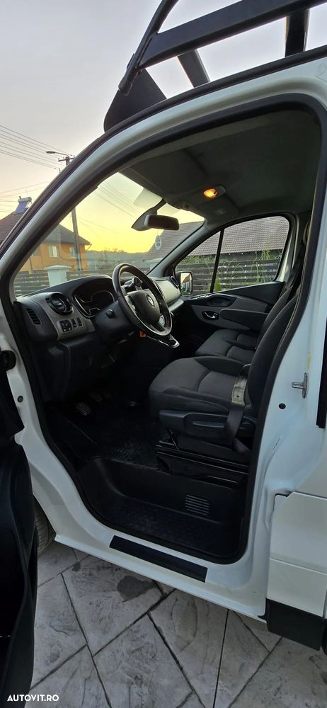 Renault TRAFIC - 7