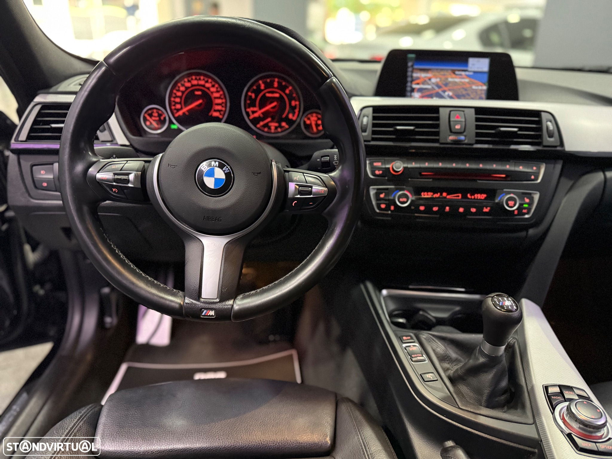 BMW 318 d Touring Pack M - 8