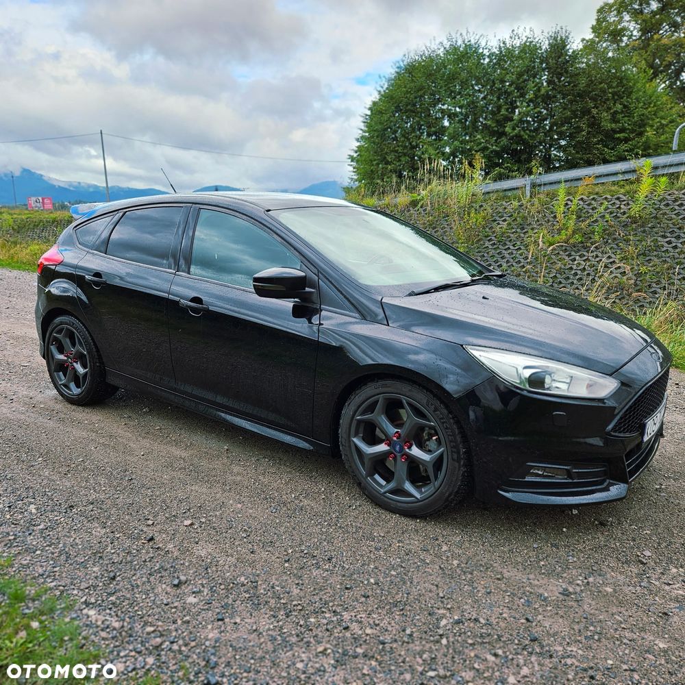 Ford Focus 2.0 EcoBoost ST - 7