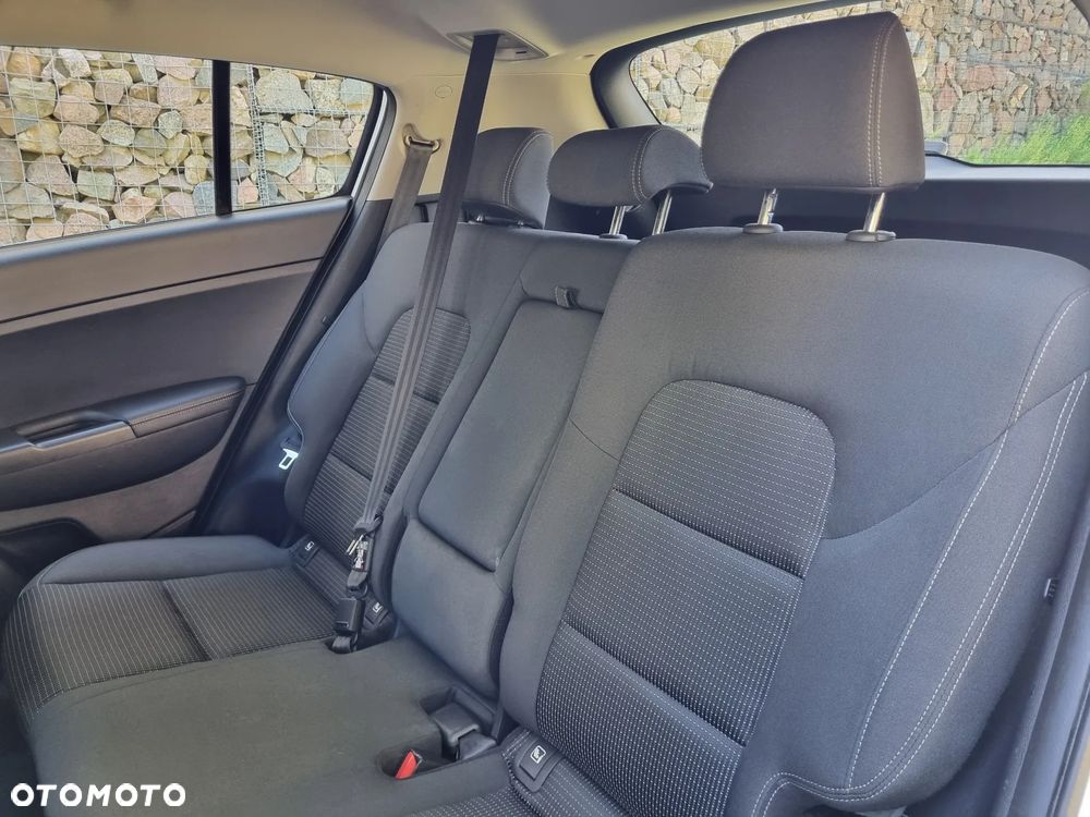 Kia Sportage - 10