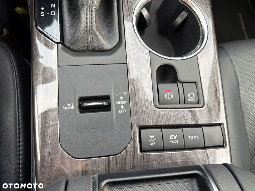 Toyota Highlander 2.5 Hybrid Prestige - 24