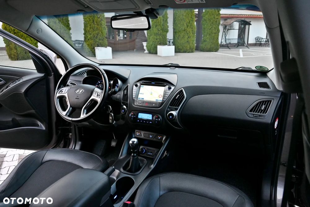 Hyundai ix35 2.0 CRDi Premium 4WD - 24