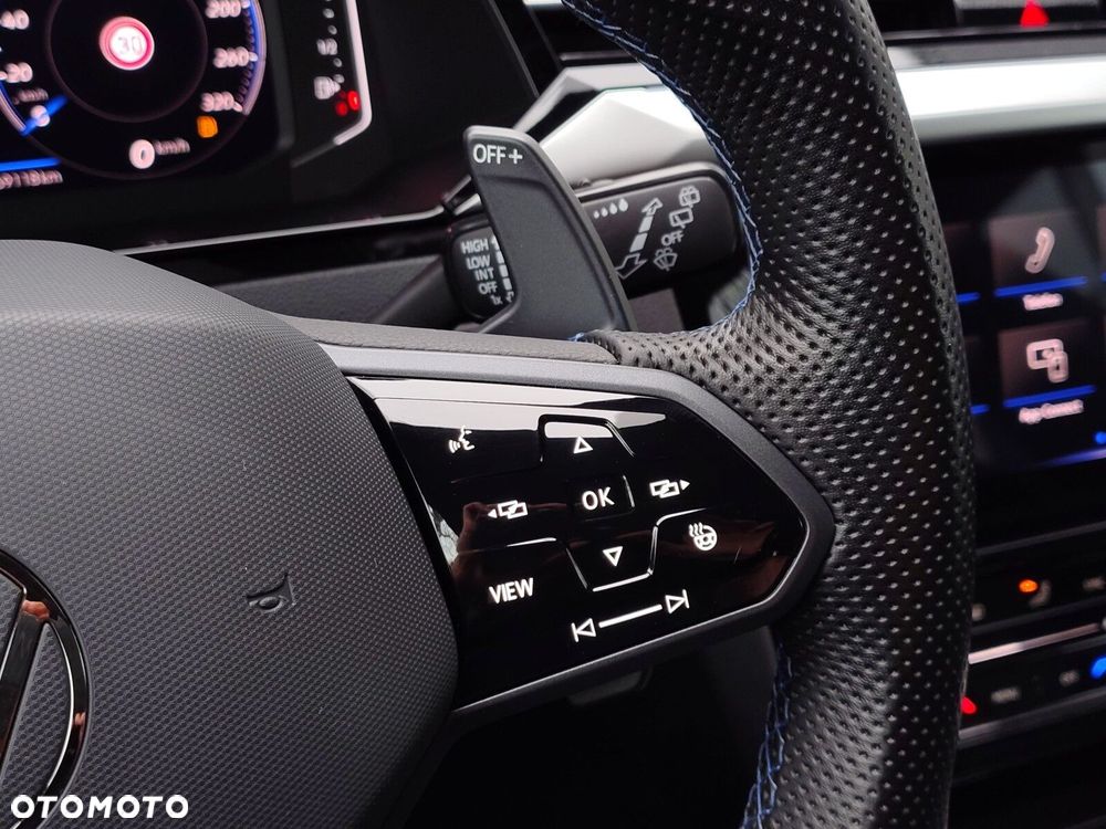 Volkswagen Arteon 2.0 TSI 4Motion R DSG - 17