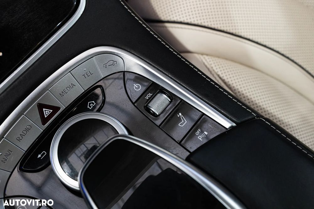 Mercedes-Benz S 560 4Matic 9G-TRONIC - 13