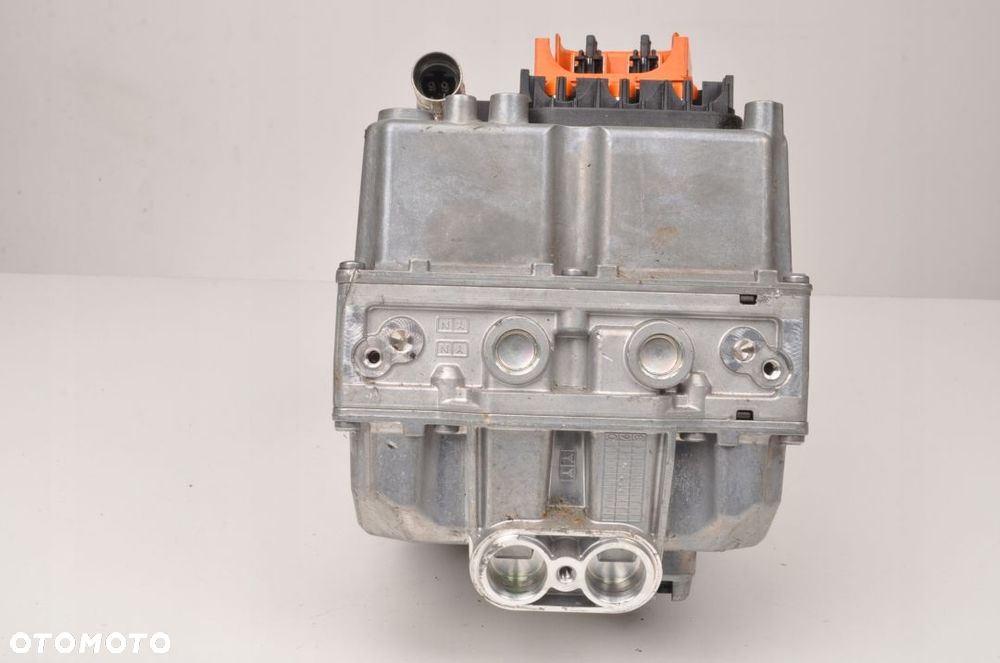 G20 330e Hybryda 2.0 KONWERTER 7617392 043750800G - 3