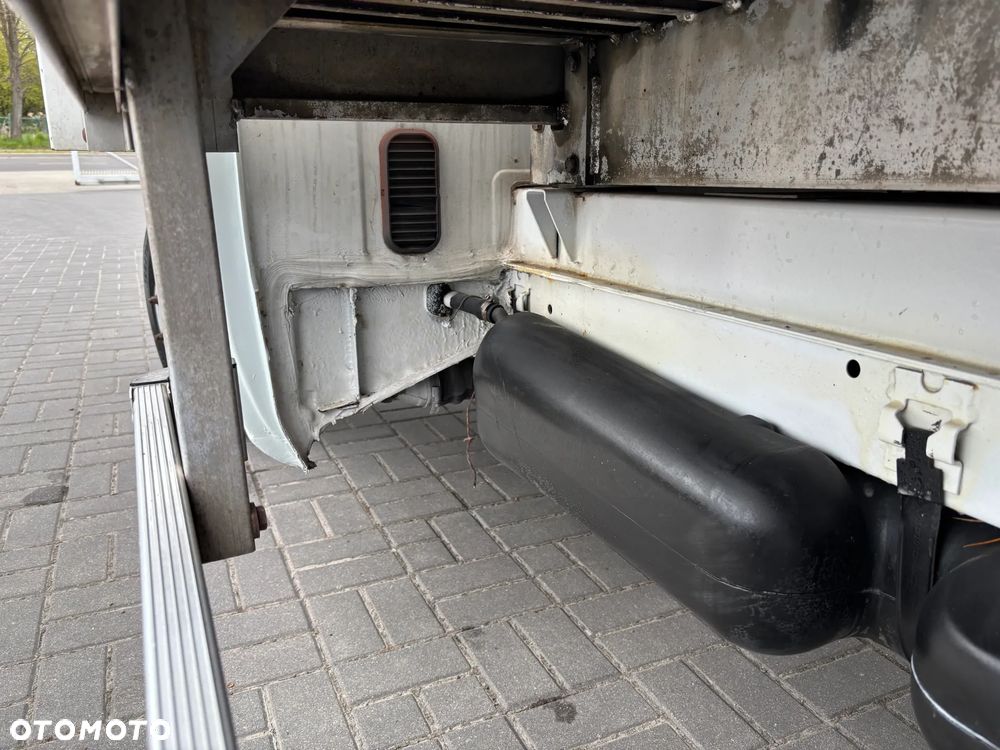 Mercedes-Benz sprinter 413 - 20