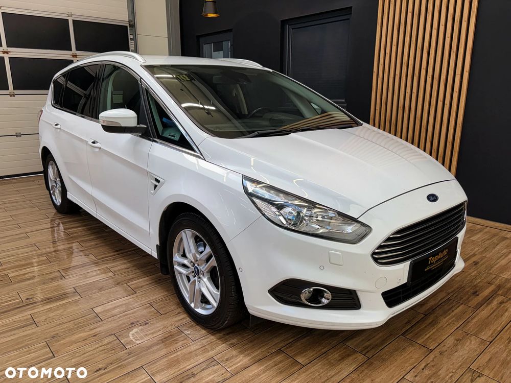 Ford S-Max 2.0 EcoBoost Titanium - 4
