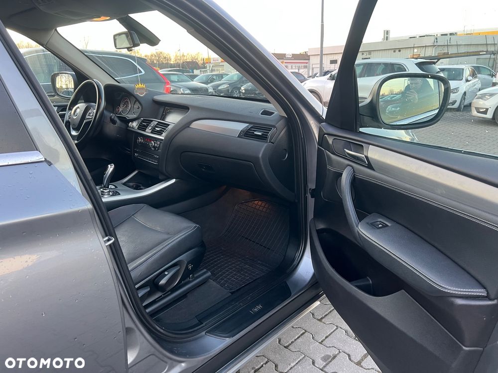 BMW X3 xDrive20d - 16