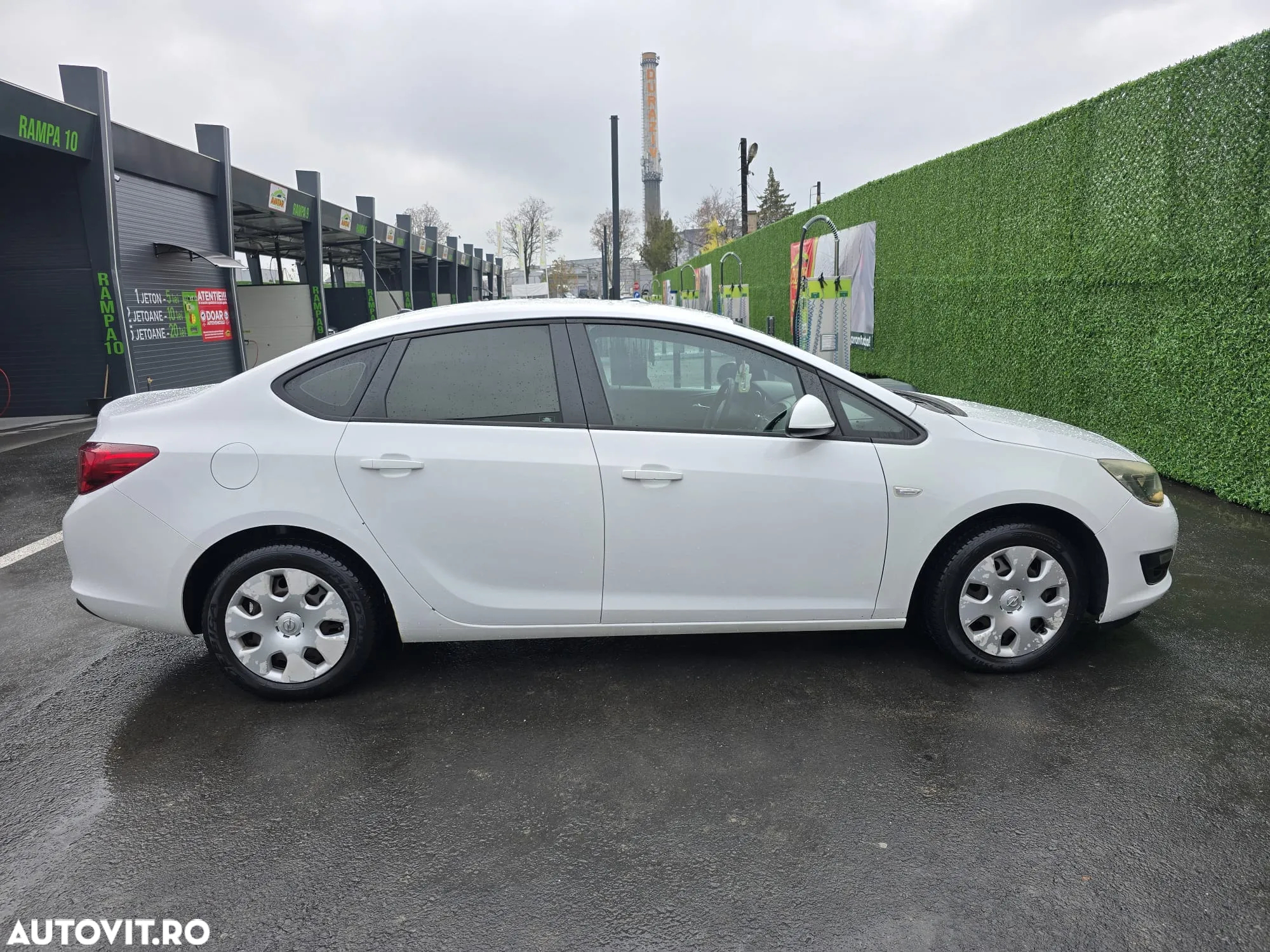 Opel Astra 1.4 ECOTEC Enjoy - 4