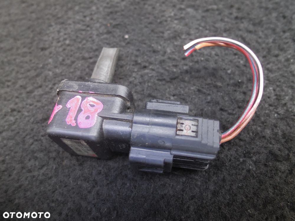 MAZDA PREMACY CZUJNIK CIŚNIENIA W KOLEKTORZE MAP SENSOR E1T10372 WTYCZKA INSTALACJA POSIADAM 2 SZT - 1