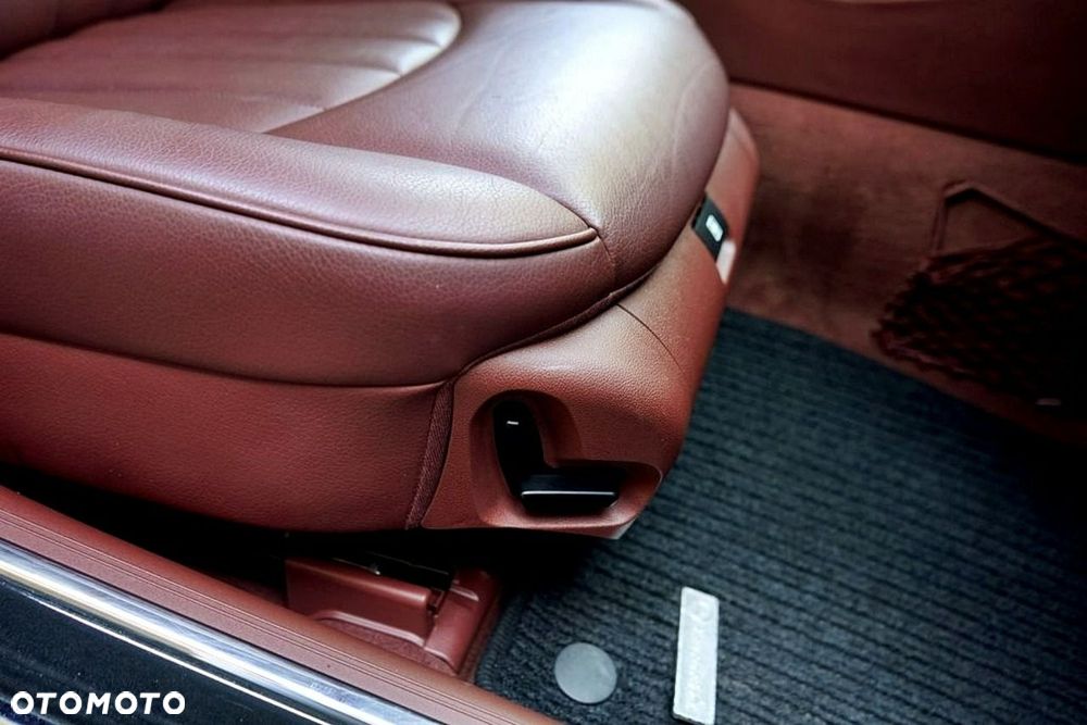 Mercedes-Benz CLS - 22