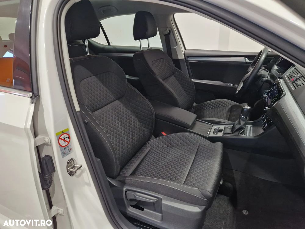 Skoda Superb 2.0 TDI Ambition - 12