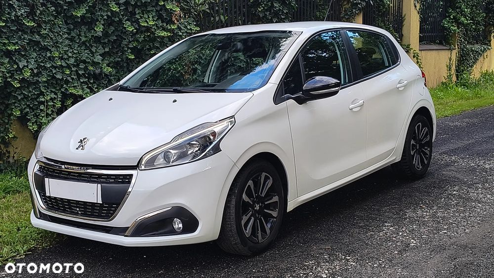 Peugeot 208 BlueHDi 100 Allure - 1