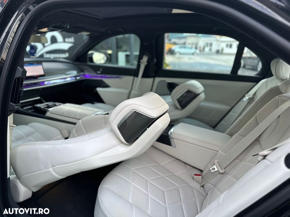 BMW Seria 7 - 29