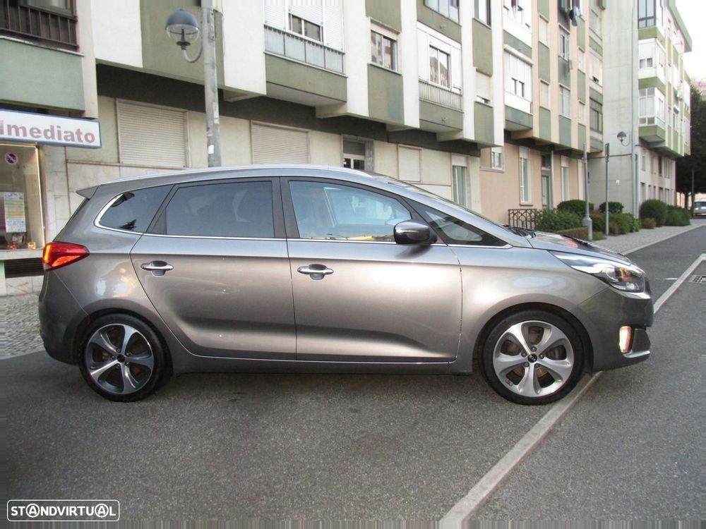 Kia Carens 1.7 CRDi ISG TX - 8