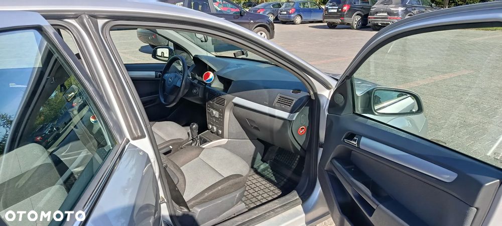 Opel Astra - 12