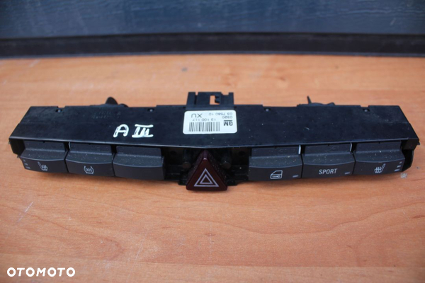 PANEL ASTRA H ZAFIRA B DDS SPORT GRZANE FOTELE 13100117 XU