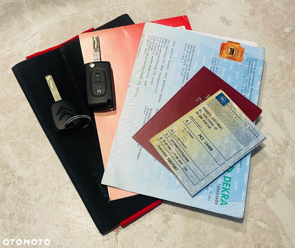 Citroën C3 Picasso 1.4i Seduction - 24