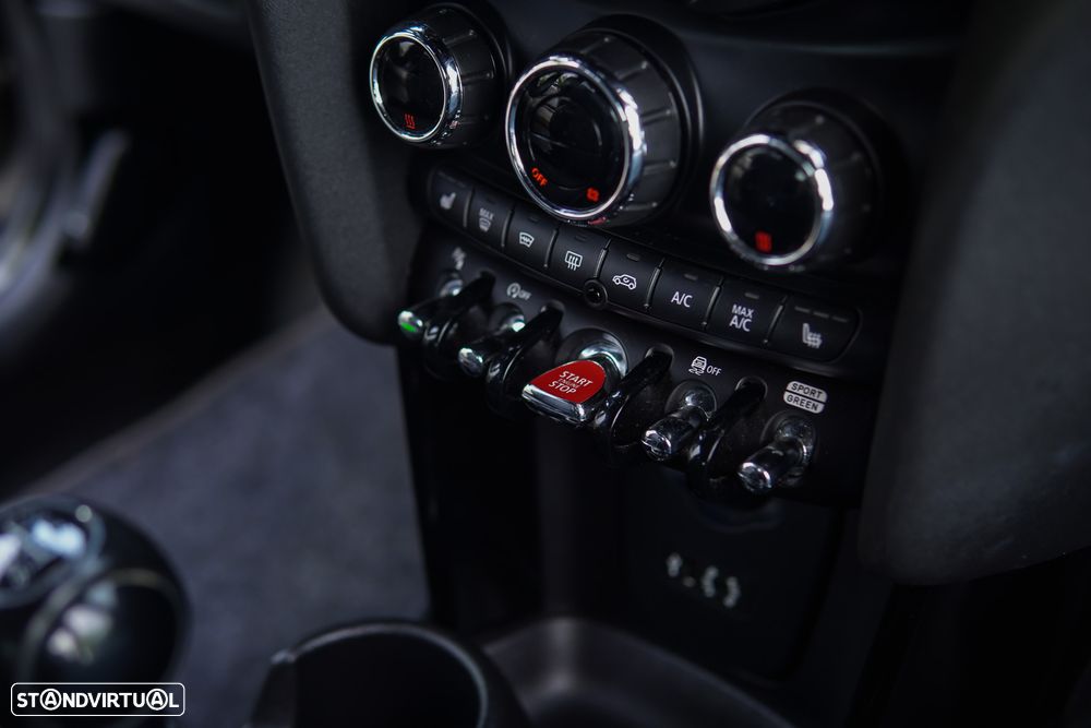 MINI 3 Portas Cooper D - 28