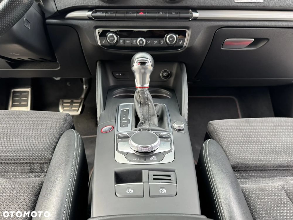 Audi S3 Limousine 2.0 TFSI Quattro S tronic - 24