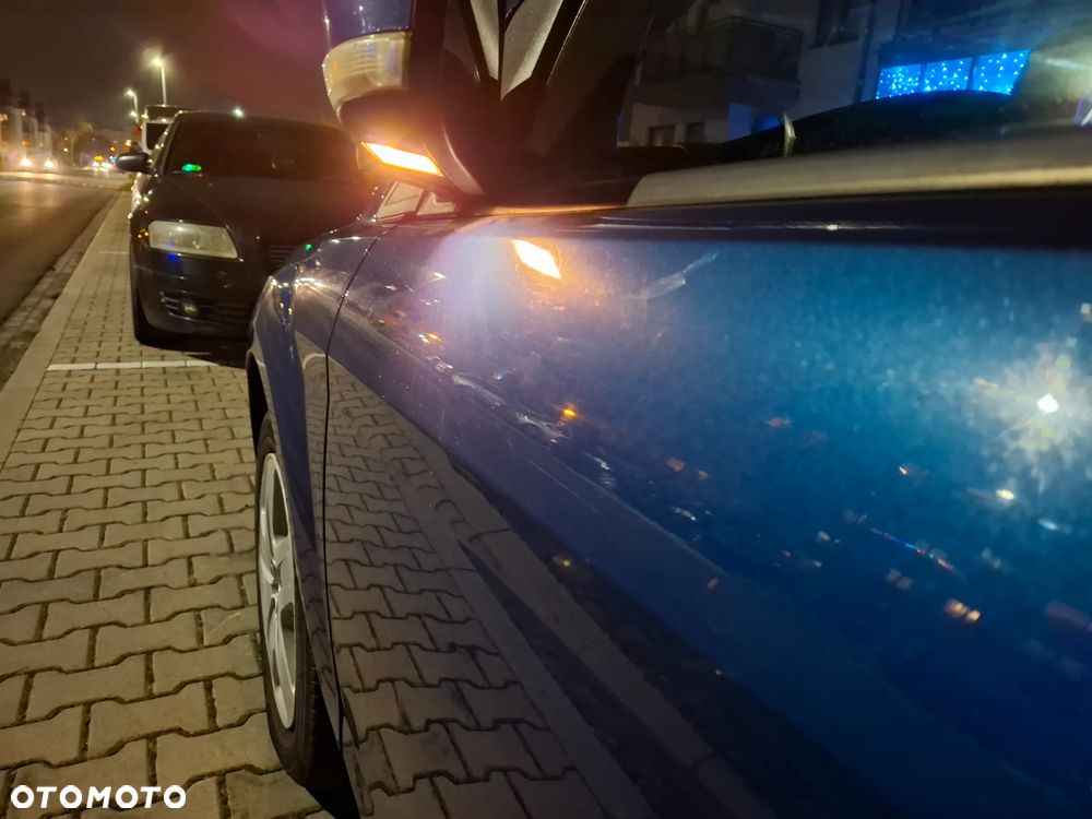 Ford Focus 1.6 16V Fun X - 6