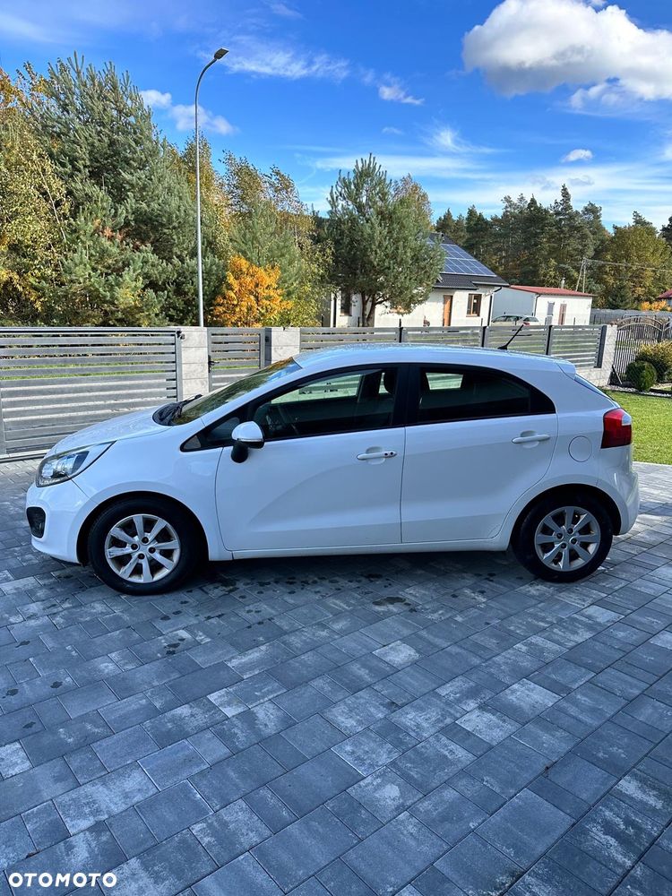 Kia Rio 1.2 Dream Team Edition - 7