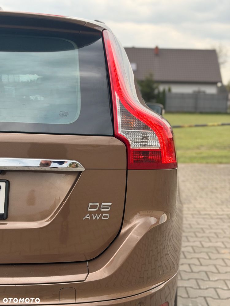 Volvo XC 60 D5 AWD Momentum - 19