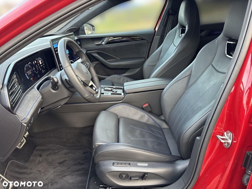 Volkswagen Passat - 10