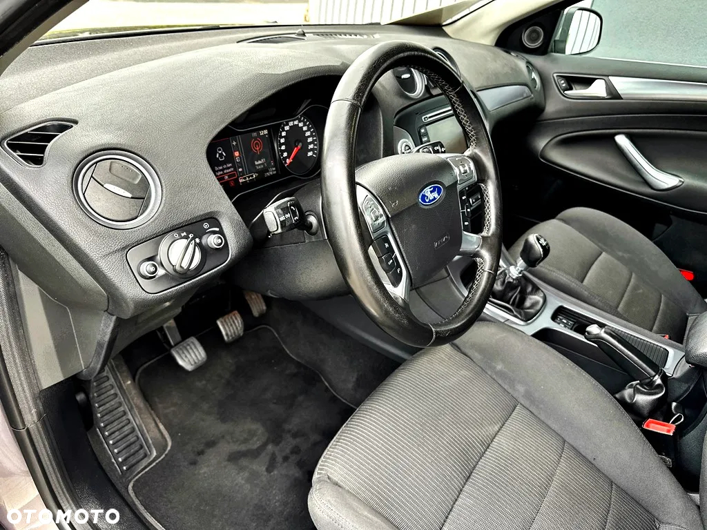 Ford Mondeo 1.6 Eco Boost Titanium - 6