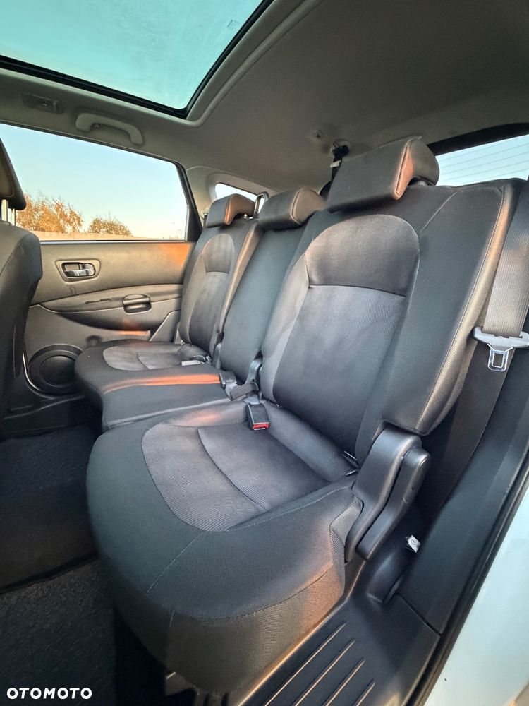 Nissan Qashqai+2 2.0 Tekna - 26