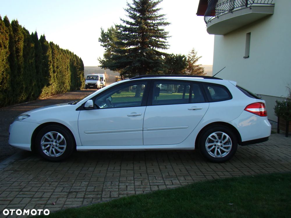 Renault Laguna 2.0 16V 140 Emotion - 12